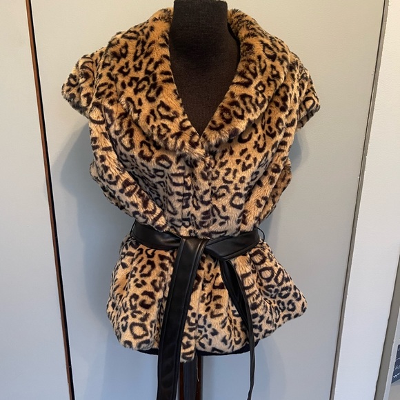 Clothes by Revue Jackets & Blazers - Faux-Fur Leopard Vest w/ Belt